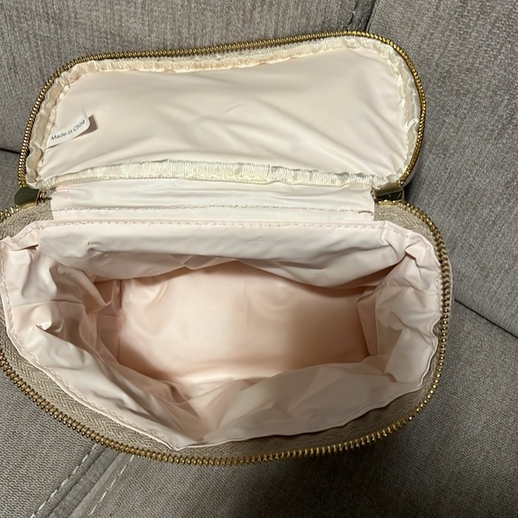 Kate Spade NWOT’s Out to Lunch insulated cooler - Picture 5 of 8